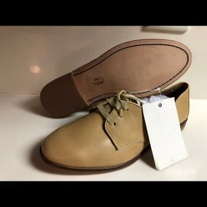 Hush puppies new size 7